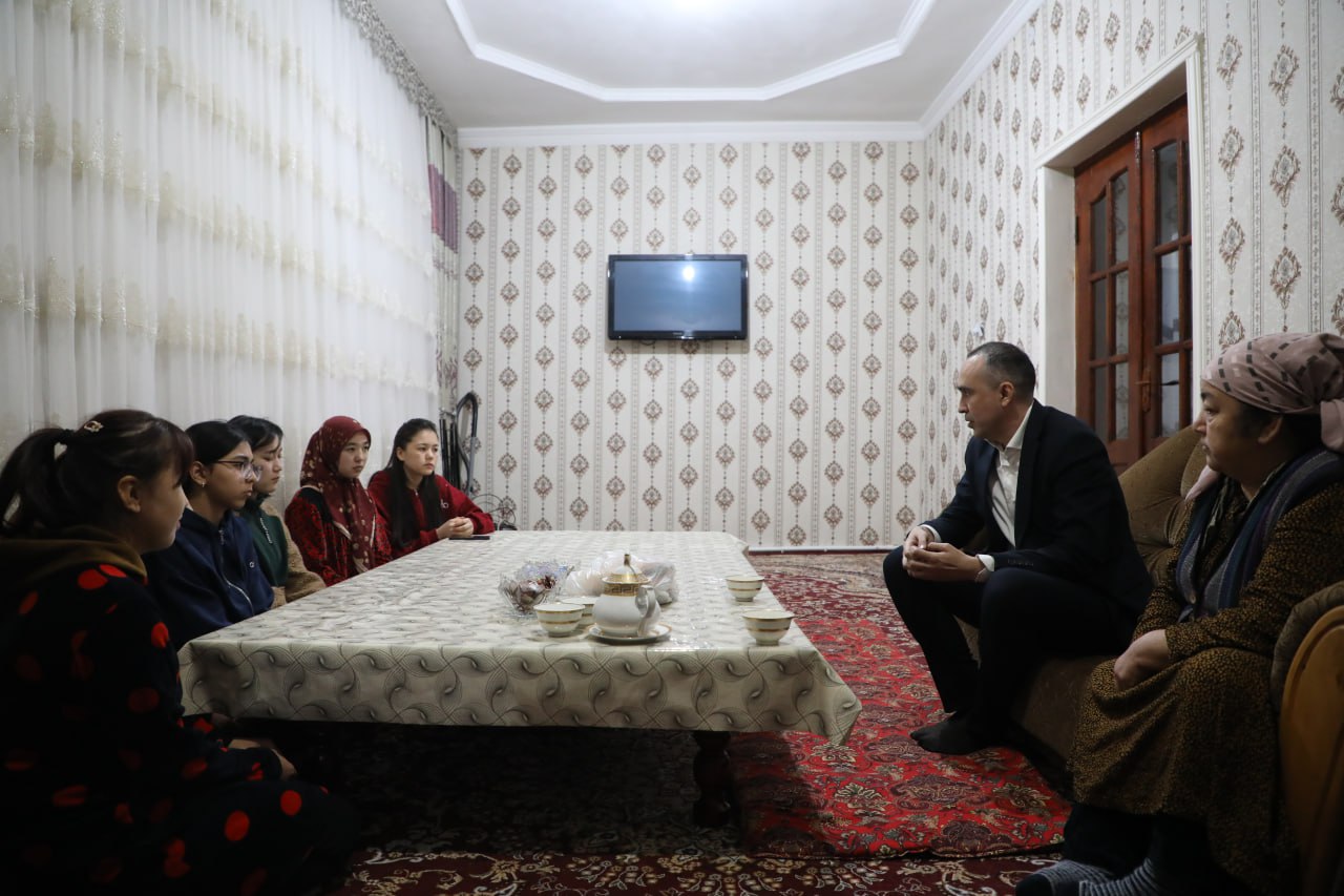 Talabalarning yashash sharoitlari tanishib chiqmoqda!