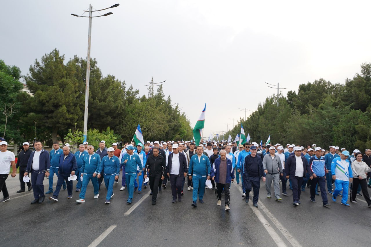 В Термезе проходит масштабный форум, направленный на развитие спорта и здорового образа жизни, с участием ректоров высших учебных заведений!