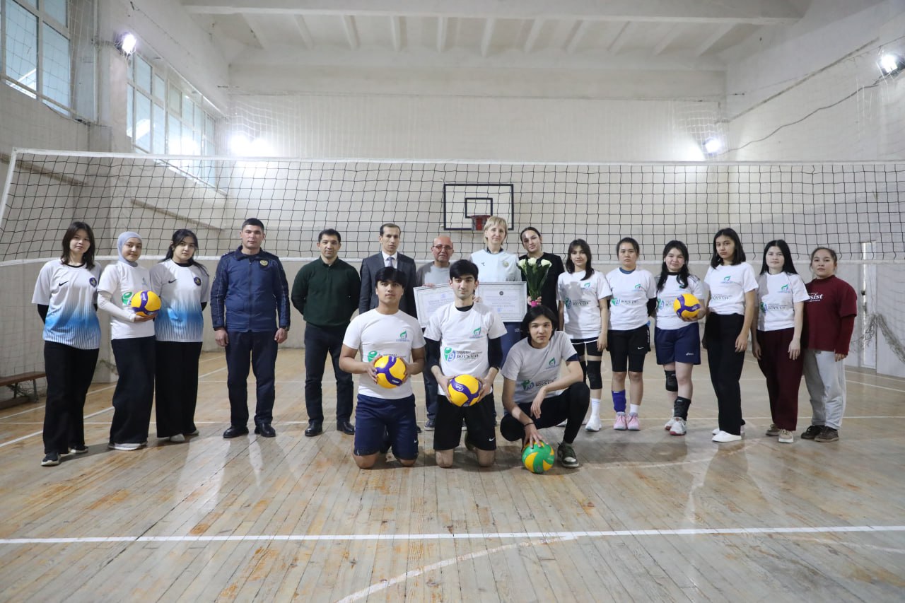 A master class was organized for students at the Kamoliddin Behzod National Institute of Art and Design as part of "Youth Day" with the participation of Isaenok Olga Viktorovna, head coach of the Uzbekistan women's national volleyball team!