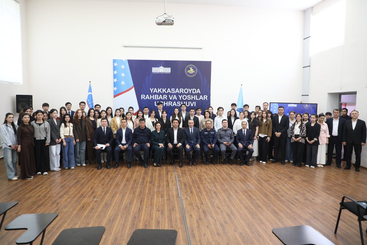 作為「青年節」活動的一部分，設計學院舉辦了一場「領袖與青年」會議！