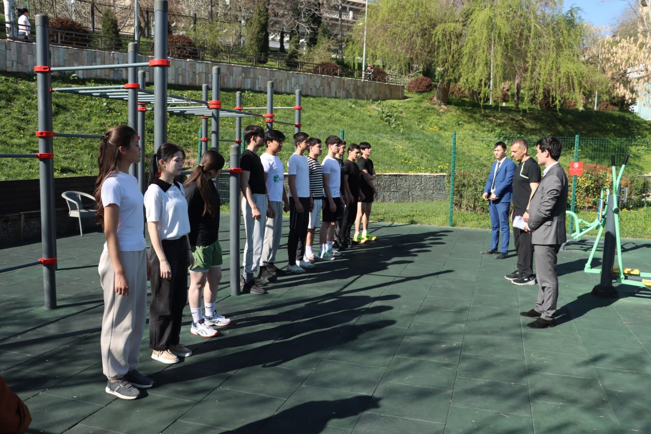 「帖木兒的繼承者」軍事體育競賽第一階段在卡莫利丁·貝赫佐德國立藝術設計學院舉行！